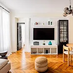 #19#2Bedrooms#Rivoli#Chatelet#Paris01
